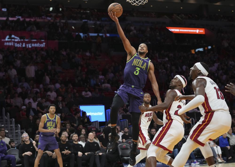 中场阵型更 中场阵型更