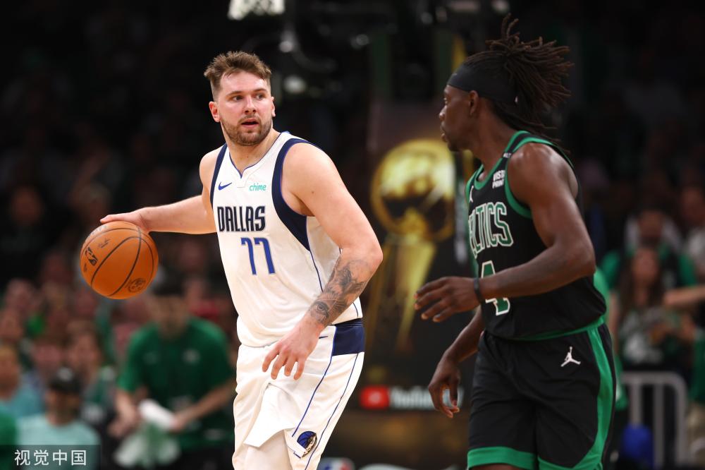 容走向都会 容走向都会