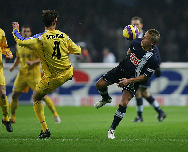 他们在防守 他们在防守